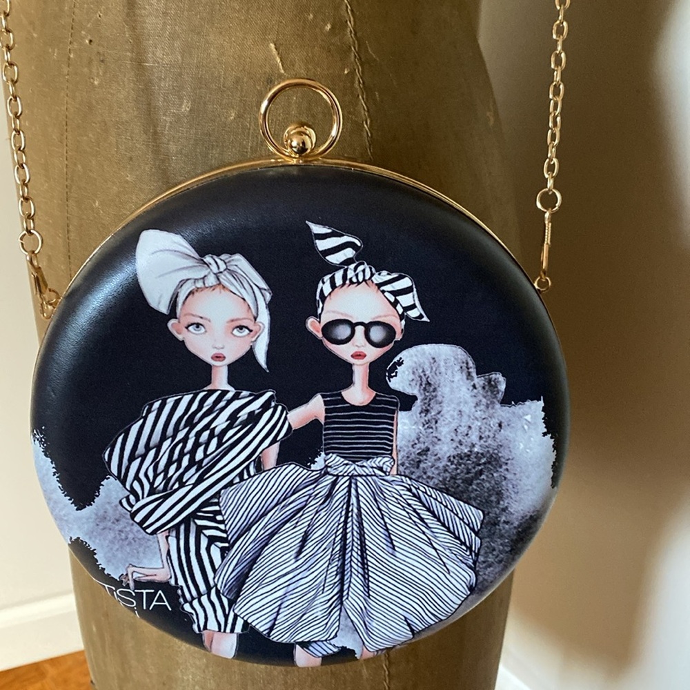 FUN AND FUNKY BATTISTA  VALLI PURSE .